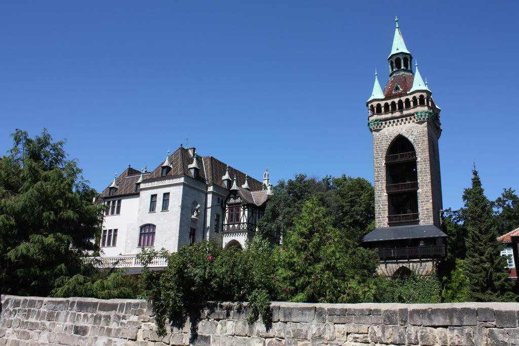 Schlosshotel Zum Markgrafen Quedlinburg Bagian luar foto