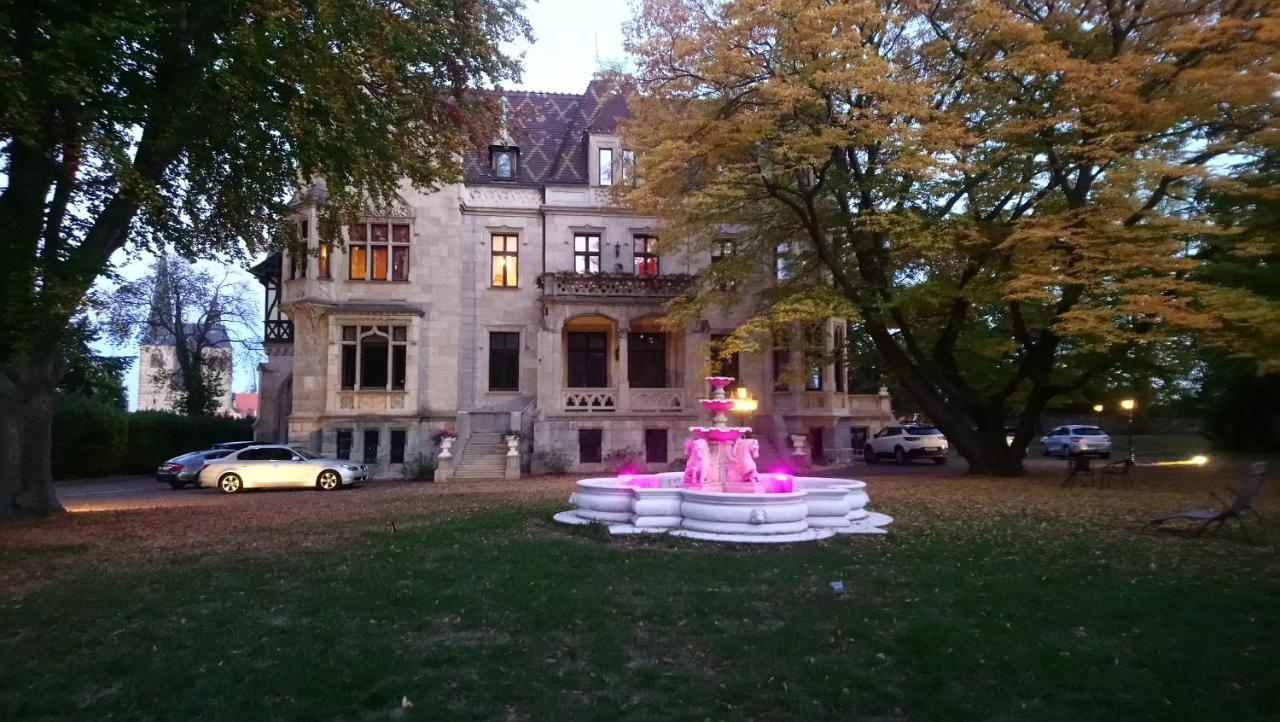 Schlosshotel Zum Markgrafen Quedlinburg Bagian luar foto